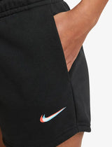 שורט קצר נייק