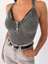 גופיה מחשוף