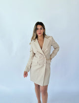 שמלת גקט מחוייטת