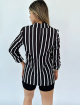 ג'קט פסים שחור לבן