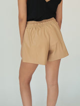 שורט דמוי עור