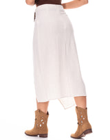 חצאית פשתן אבזם