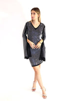 שמלת עטלף פייטים