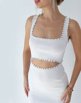 שמלה פתח בבטן