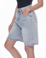 ברמודה ג'ינס