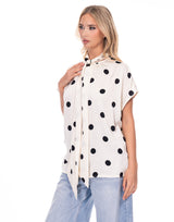 חולצה סאטן נקודות