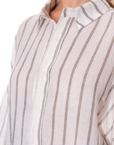 מכופתרת פסים