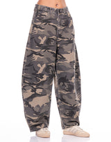 ג'ינס באגי צבאי