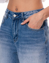 ג'ינס שפשוף לבן