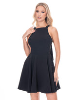 שמלה פפיון בגב