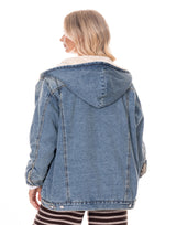 ג׳קט ג׳ינס פרווה שילוב חגורה