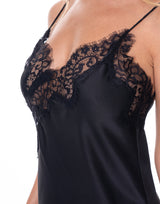 שמלת סאטן א סימטרית