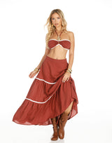 חליפת טופ סטרפלס חצאית