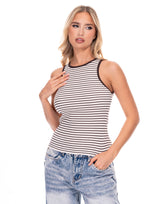 גופיית סריג פסים