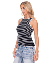 גופיית סריג פסים