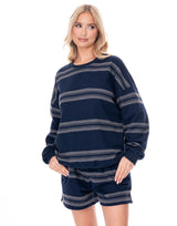 חליפת שורט פסים