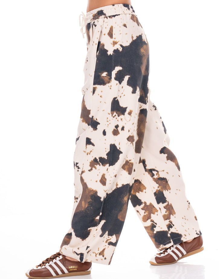 ג'ינס הדפס פרה גומי