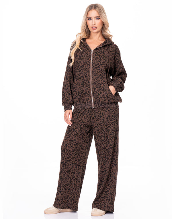 חליפה וופל מנומרת