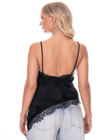 גופיית תחרה