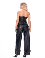 חליפת מחוך תיפורים דמוי עור