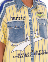 מכופתרת קרופ שילובי ג'ינס