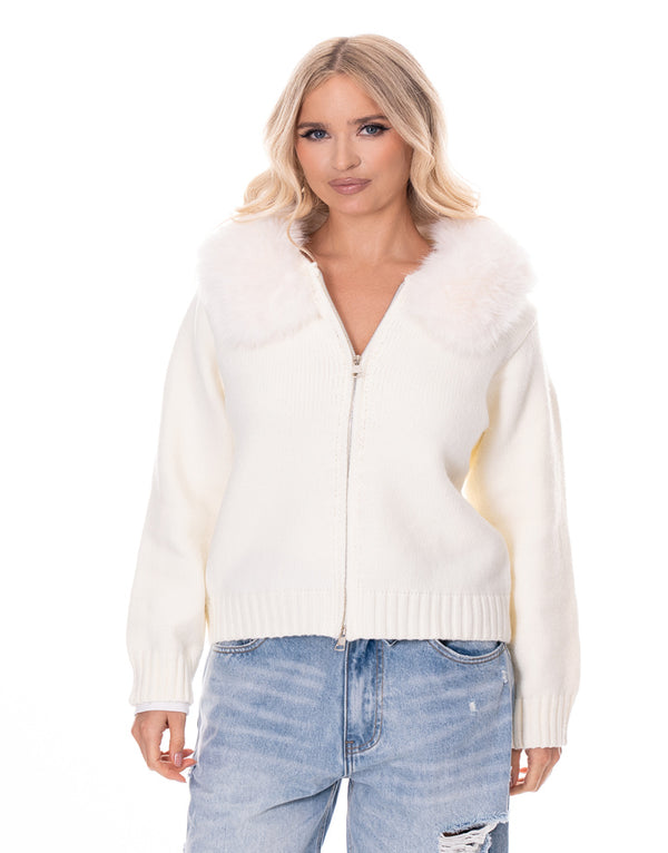 סריג רוכסן קפוצ׳ון פרווה