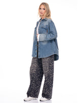 חולצת ג׳ינס כיסים