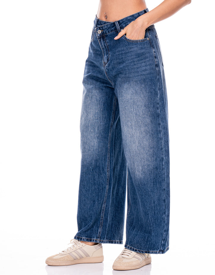 ג'ינס כפתור אלכסון