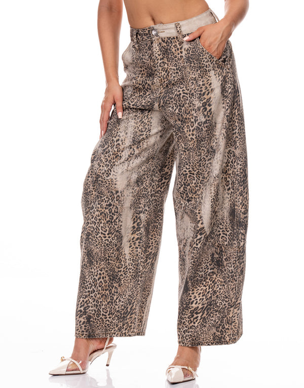 ג'ינס מנומר