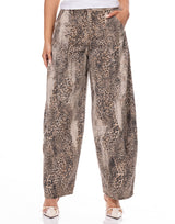 ג'ינס מנומר