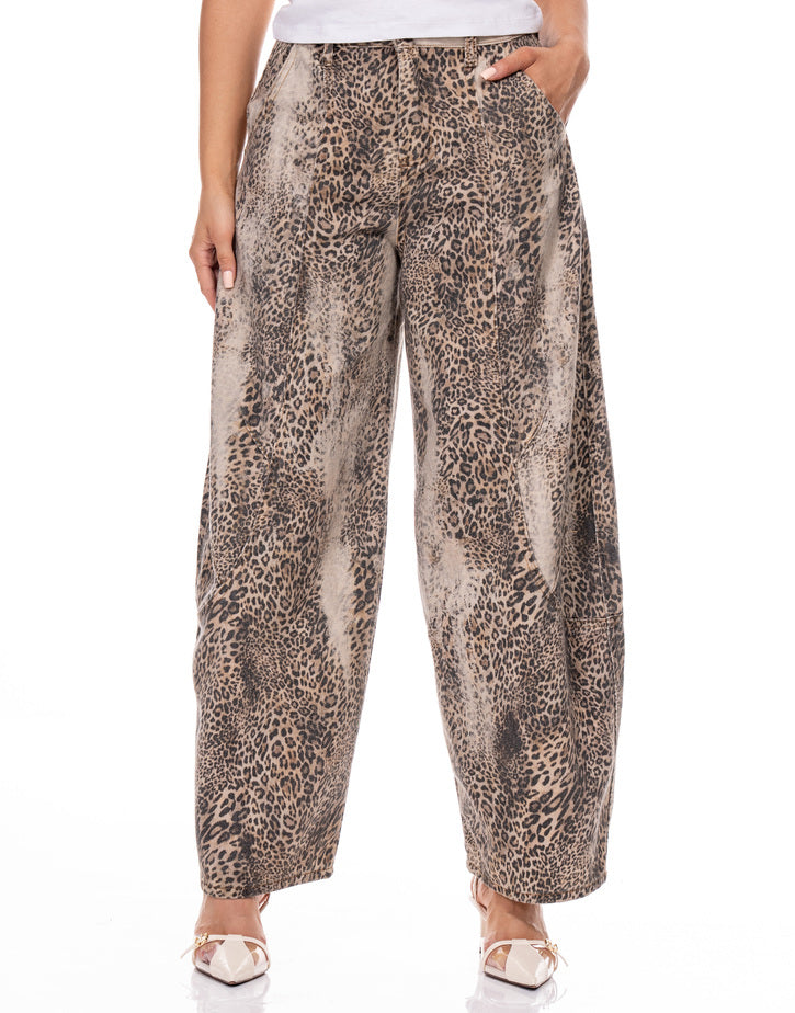 ג'ינס מנומר