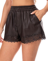 שורט עור פרח