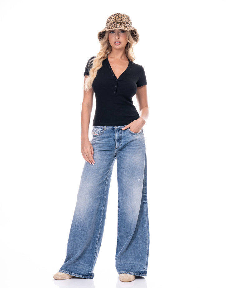 טישרט בייסיק כפתורים