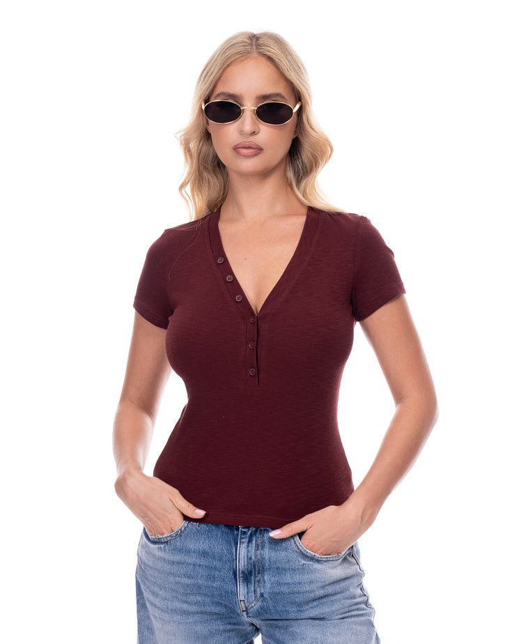 טישרט בייסיק כפתורים