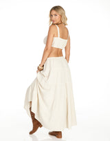 חליפת טופ וחצאית פשתן