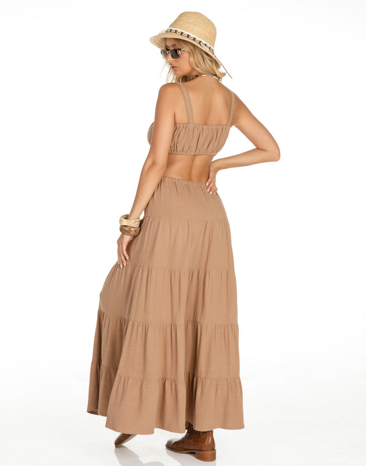 חליפת טופ וחצאית פשתן