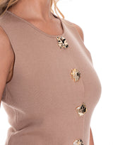 ווסט סריג כפתורי זהב