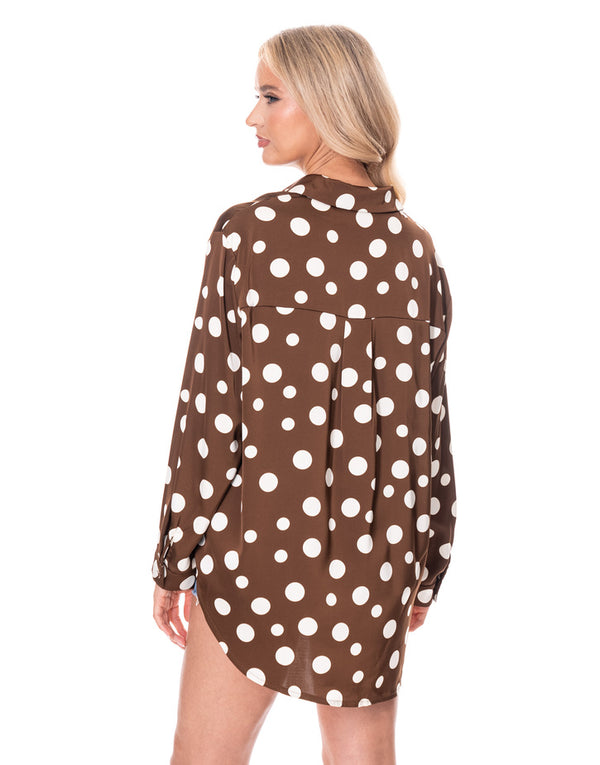 מכופתרת סאטן נקודות