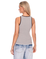 גופיית סריג פסים