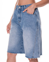 ברמודה ג'ינס מתרחב