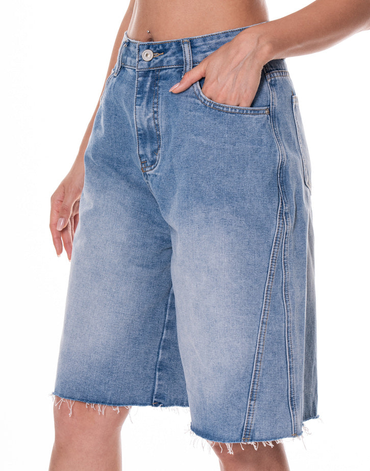 ברמודה ג'ינס מתרחב