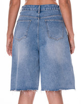 ברמודה ג'ינס מתרחב