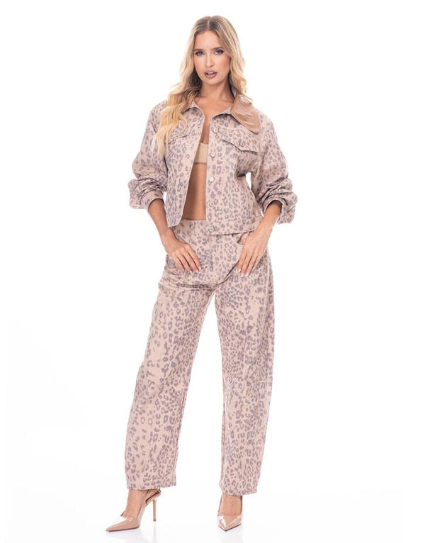 ג׳קט מנומר צווארון לכה